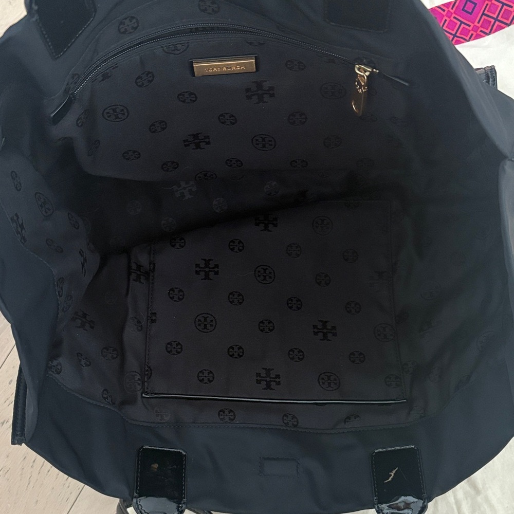 Tory Burch Black Nylon Patent Leather Tote - Picture 3 of 14